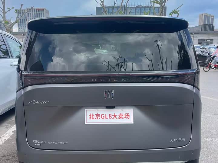 Buick GL8 Hybrid 2026 2026款 纯电奢享版