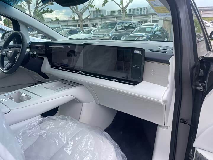 Buick GL8 Hybrid 2026 2026款 纯电奢享版