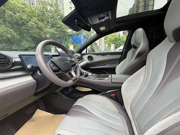 BYD Frigate 07 2023 2023款 DM-i 205KM 尊贵型