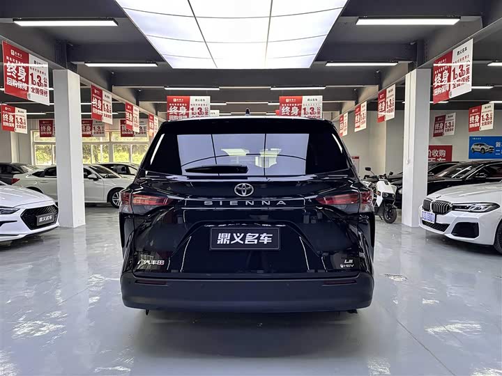 Toyota Sienna 2026 2026款 2.5L 双擎两驱舒适版