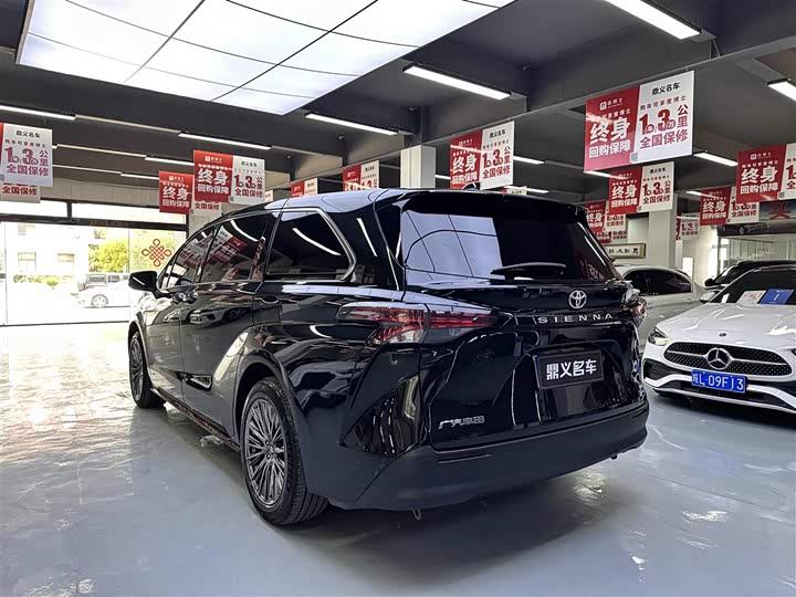 Toyota Sienna 2026 2026款 2.5L 双擎两驱舒适版