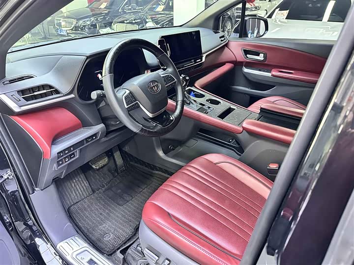 Toyota Sienna 2026 2026款 2.5L 双擎两驱舒适版