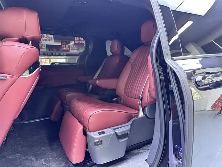 Toyota Sienna 2026 2026款 2.5L 双擎两驱舒适版