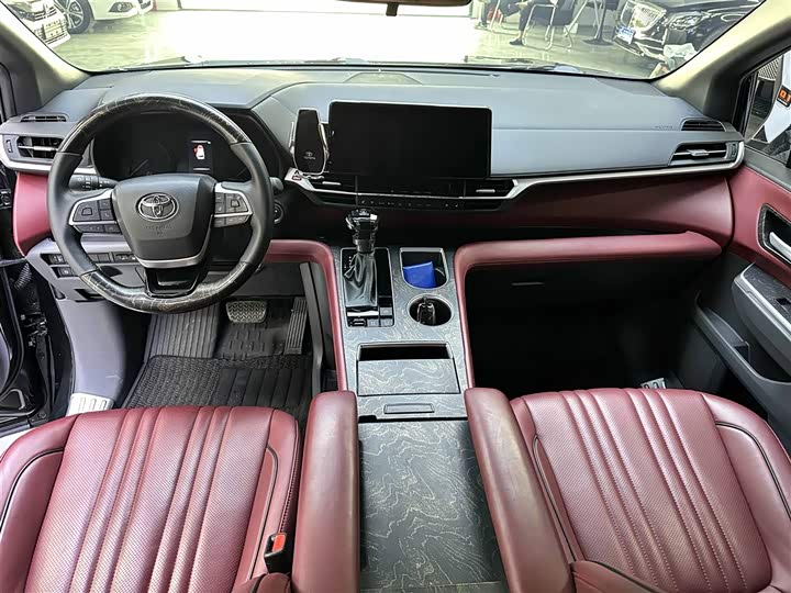 Toyota Sienna 2026 2026款 2.5L 双擎两驱舒适版
