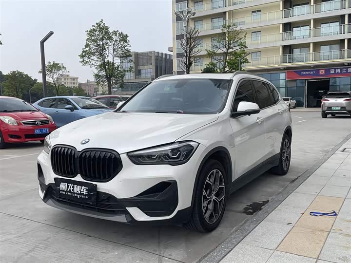 Zdjęcie 1 - BMW X1