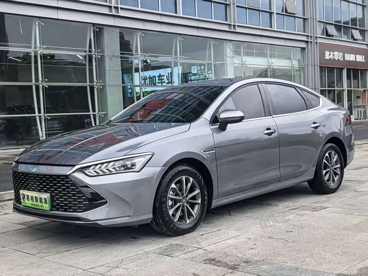 Фото 1 - BYD Qin Plus