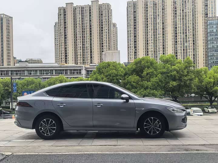Фото 4 - BYD Qin Plus