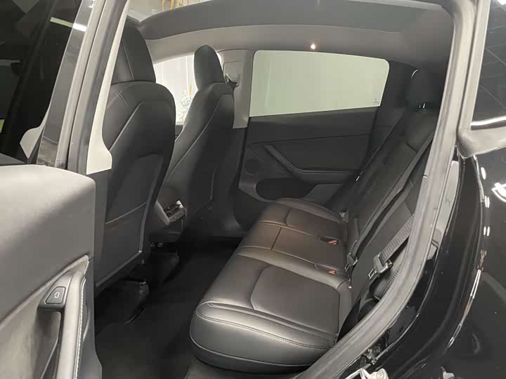 Фото 6 - Tesla Model Y