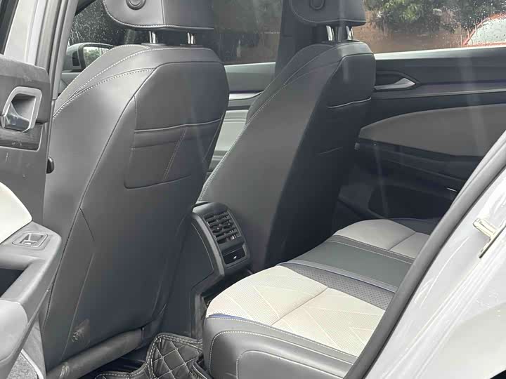 Volkswagen Golf 2025 2025款 300TSI R-Line