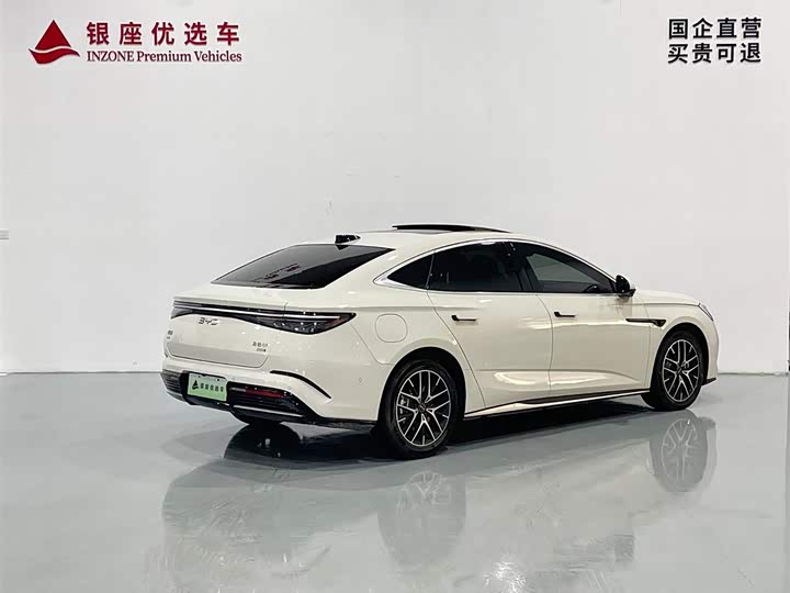 BYD Seal 07 DM-i Hybrid 2025 2025款 智驾版 DM-i 1.5L 125km 尊贵型