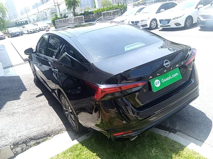 Zdjęcie 5 - Nissan Teana