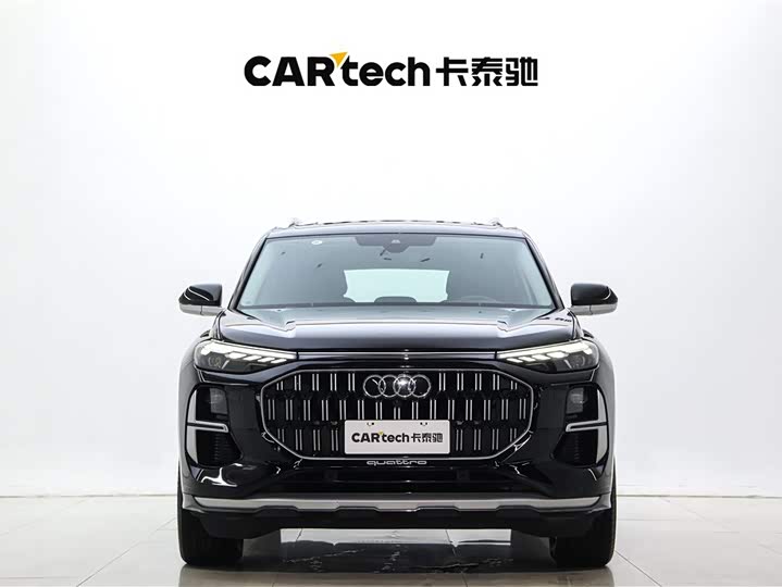 Audi Q6 2024 2024款 40 TFSI quattro 观云型 羽林套装 7座