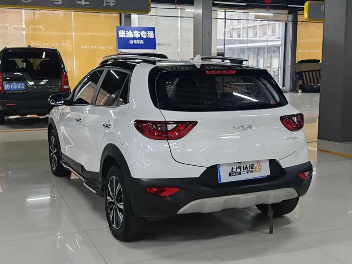 Kia KX1 2021 2021款 1.4L CVT天窗款
