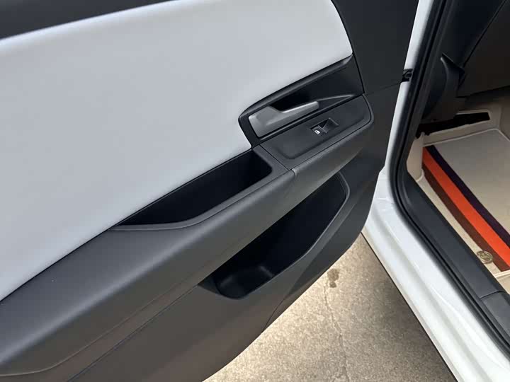 Фото 8 - Jetta VS8