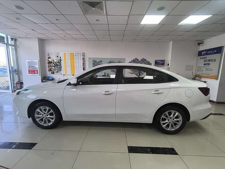 Roewe i5 2026 2026款 1.5L 手动舒享版