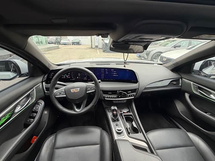 Фото 7 - Cadillac CT5