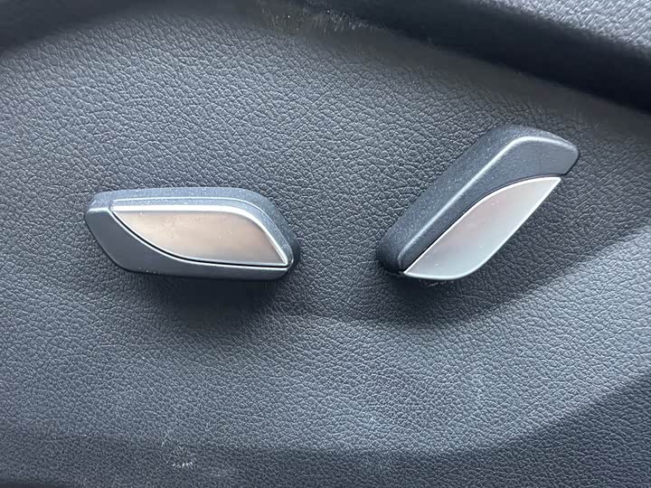 Geely Vision X6 2021 2021款 PRO 1.4T 自动尊贵型