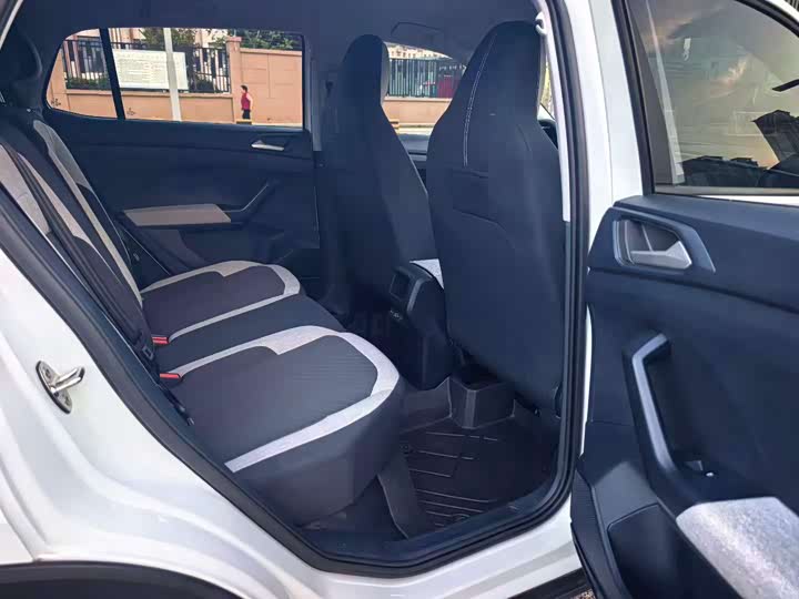 Volkswagen Tharu 2025 2025款 新锐 1.5L 锐进版