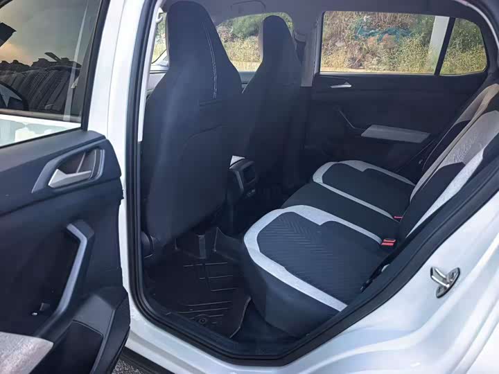 Volkswagen Tharu 2025 2025款 新锐 1.5L 锐进版