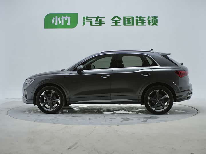 Фото 2 - Audi Q3