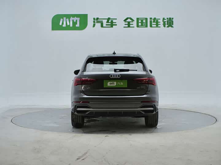 Фото 8 - Audi Q3