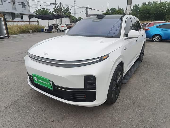 Zdjęcie 1 - LiXiang L7