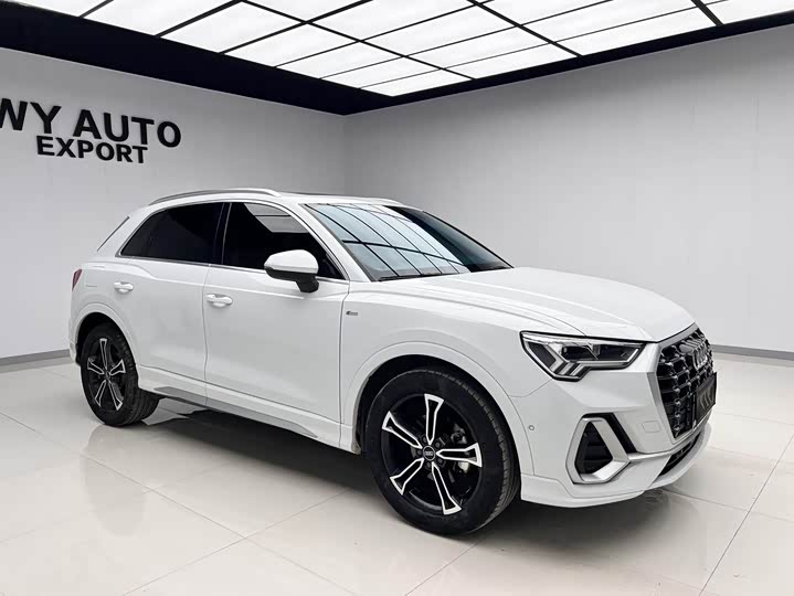 Zdjęcie 2 - Audi Q3