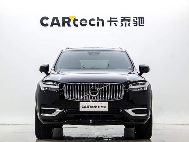 Фото 2 - Volvo XC90