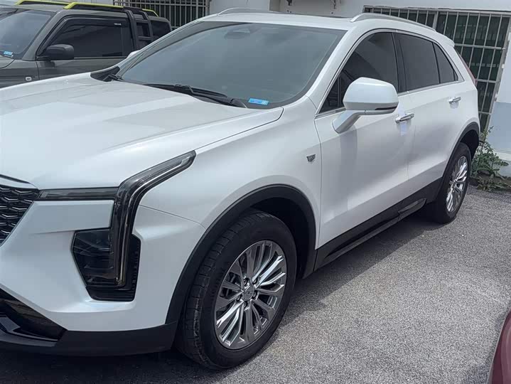 Cadillac XT4 2024 2024款 28T 两驱豪华型