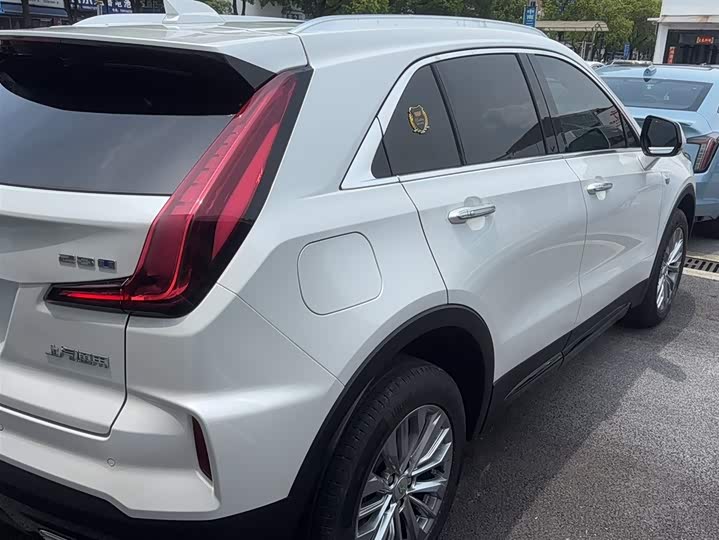 Cadillac XT4 2024 2024款 28T 两驱豪华型
