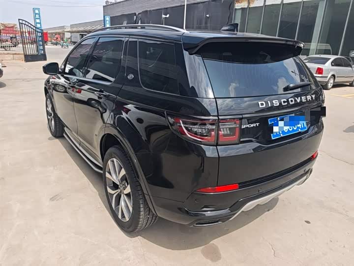 2025 Land Rover Discovery Sport
