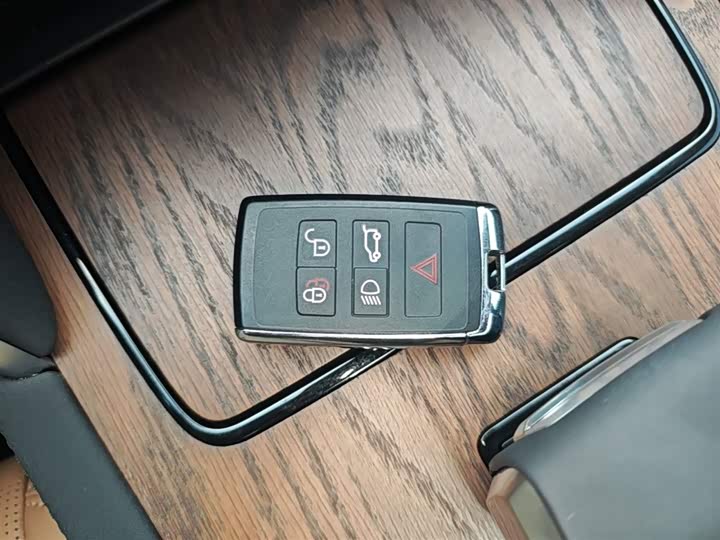 Land Rover Discovery Sport 2025 2025款 249PS 性能科技版