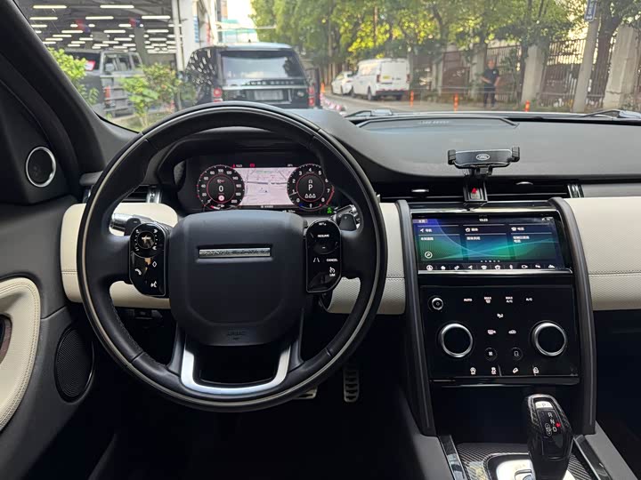 Фото 8 - Land Rover Discovery Sport