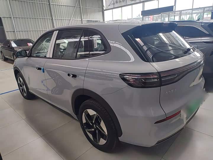 2026 Geely Galaxy E5