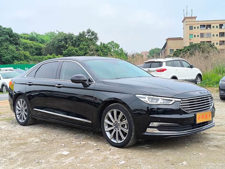 Ford Taurus 2019 2019款 EcoBoost 245 尊享版