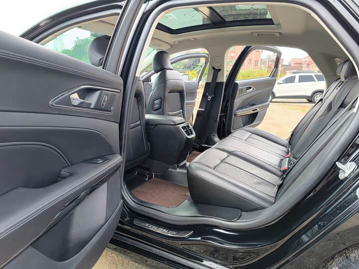 Ford Taurus 2019 2019款 EcoBoost 245 尊享版