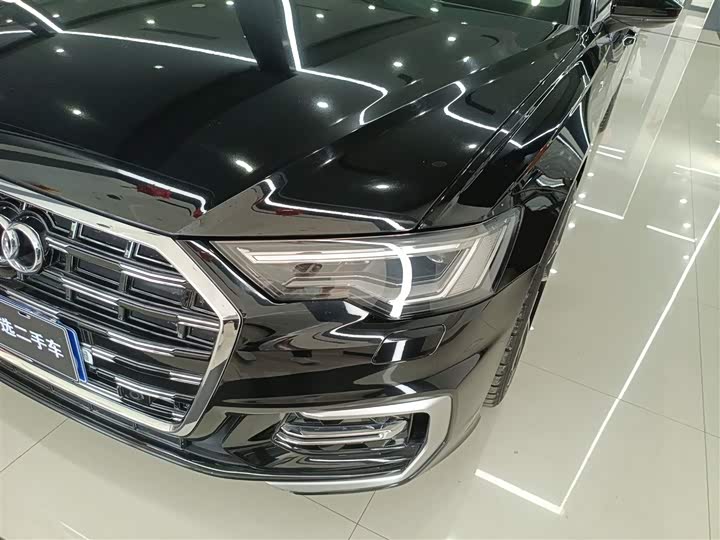 Photo 3 - Audi A6L