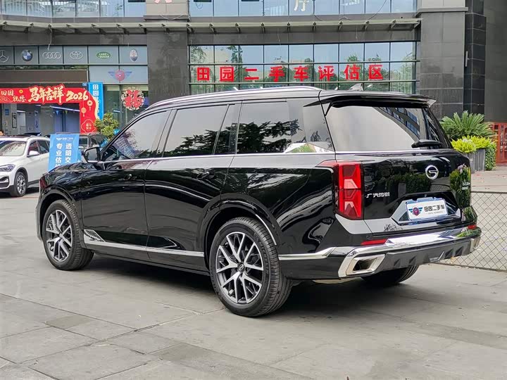 GAC Trumpchi GS8 2022 2022款 双擎系列 2.0TM 四驱尊贵版 （七座）