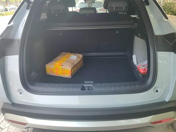 Фото 4 - BYD Song L DM-i Hybrid