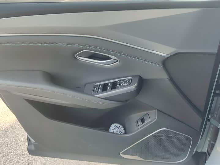 Фото 7 - BYD Song L DM-i Hybrid