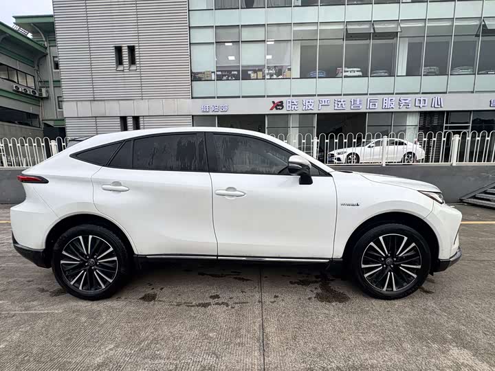 Фото 8 - Toyota Venza