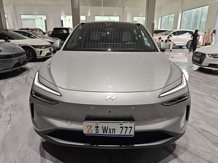 Фото 2 - Nio Onvo L60
