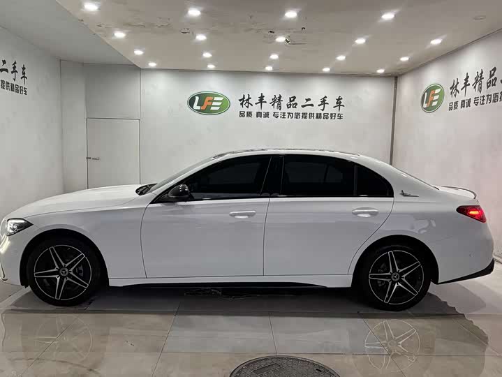 Mercedes-Benz C-Class 2025 2025款 改款 C 260 L 皓夜运动版