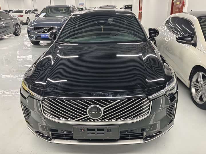 Volvo S90 2026 2026款 B5 智逸豪华版