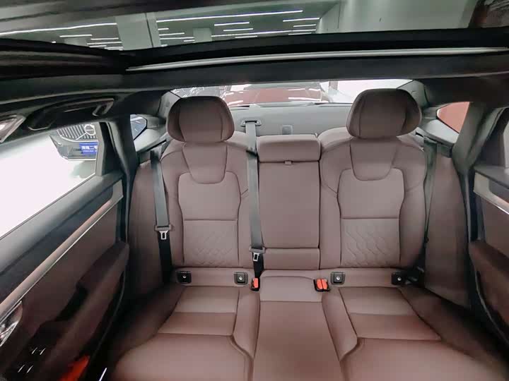 Volvo S90 2026 2026款 B5 智逸豪华版