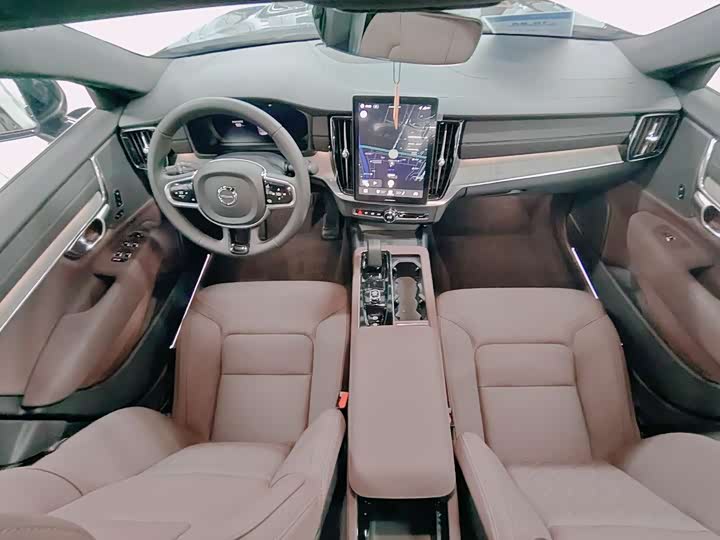 Volvo S90 2026 2026款 B5 智逸豪华版