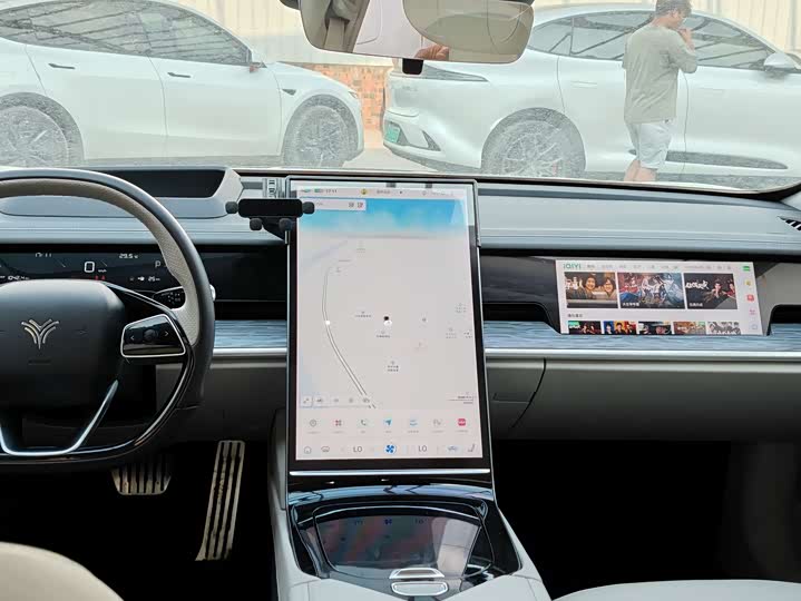 Hozon S 2022 2022款 增程版 1160km 后驱大版