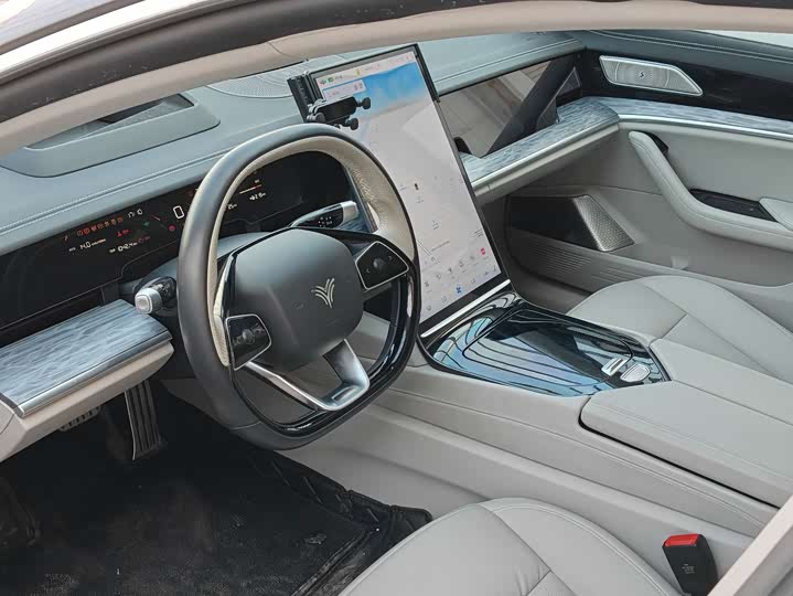 Hozon S 2022 2022款 增程版 1160km 后驱大版