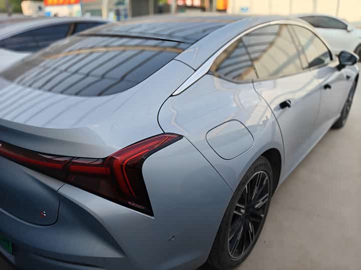Hozon S 2022 2022款 增程版 1160km 后驱大版