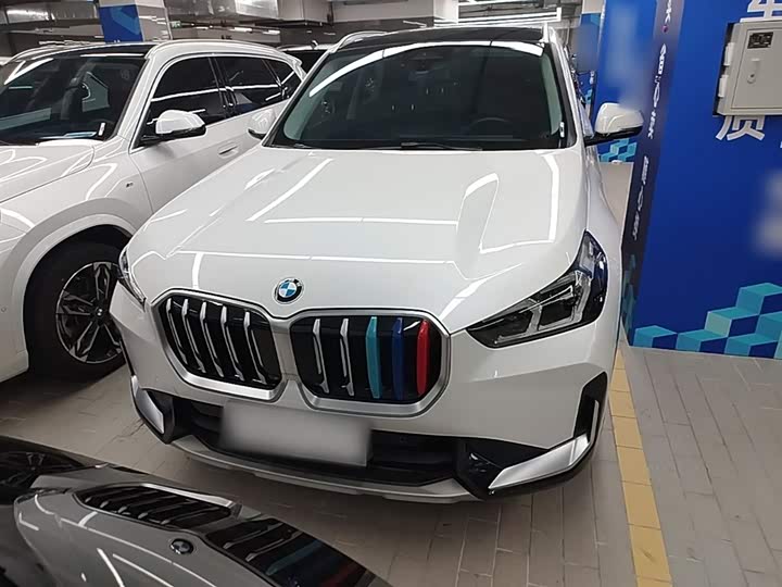 Фото 3 - BMW X1